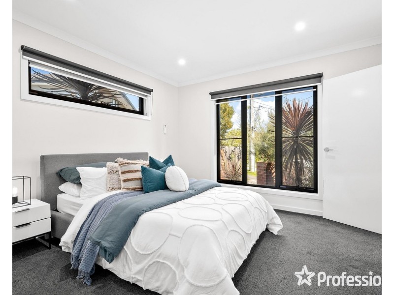 1/4 Shield Court, Kilsyth VIC 3137