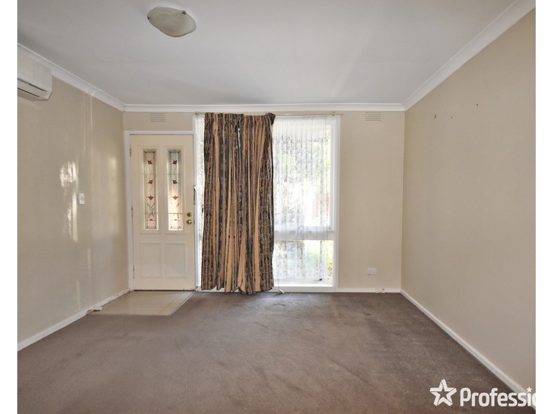 1/9 Liverpool Road, Kilsyth VIC 3137