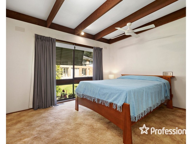 42 Warrawee Road, Mount Evelyn VIC 3796