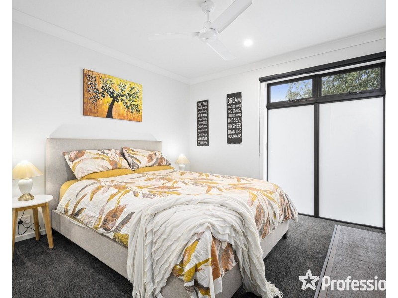 84 Amadeo Way, Chirnside Park VIC 3116