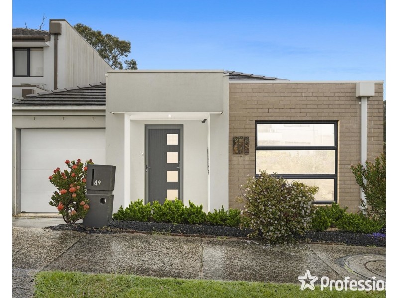 49 Evans Drive, Croydon VIC 3136