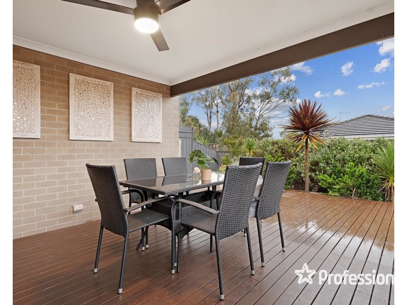 49 Evans Drive, Croydon VIC 3136