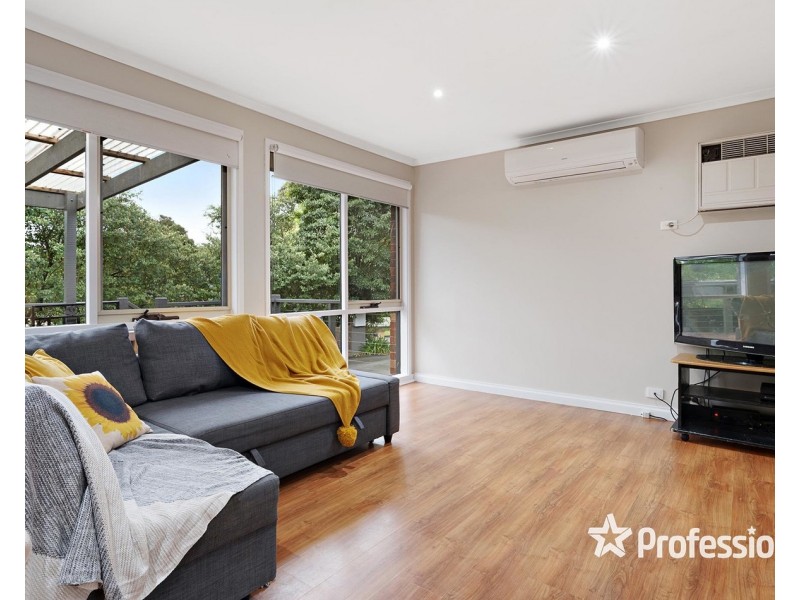 12 Westall Court, Mooroolbark VIC 3138