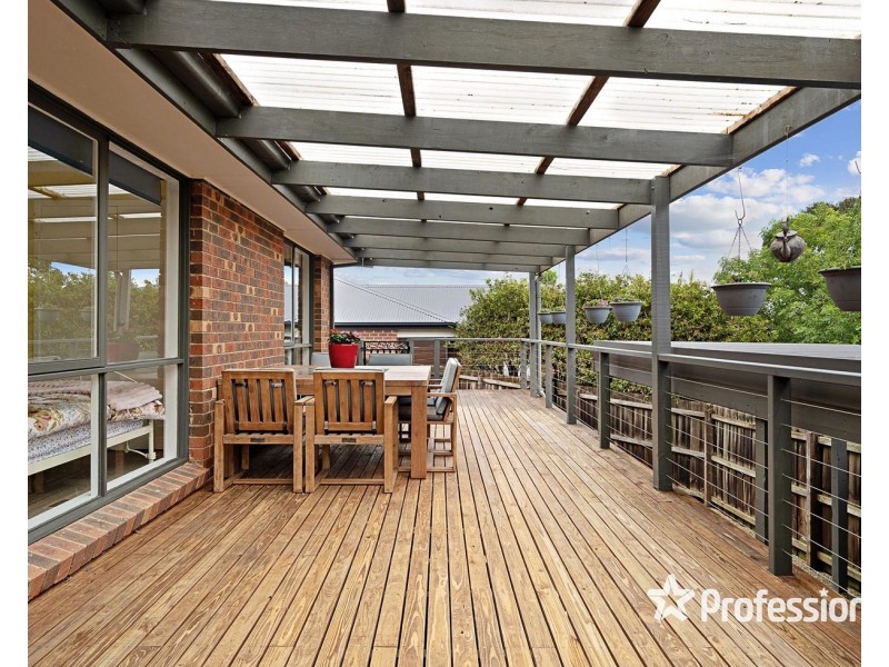 12 Westall Court, Mooroolbark VIC 3138