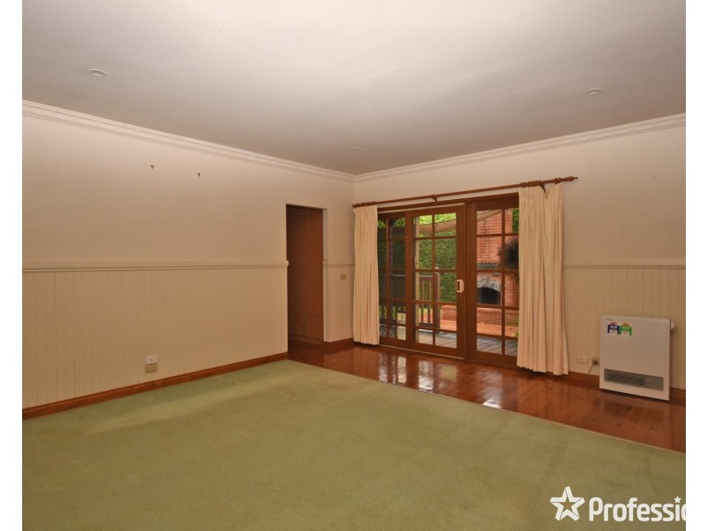 2 Christa Court, Lilydale VIC 3140