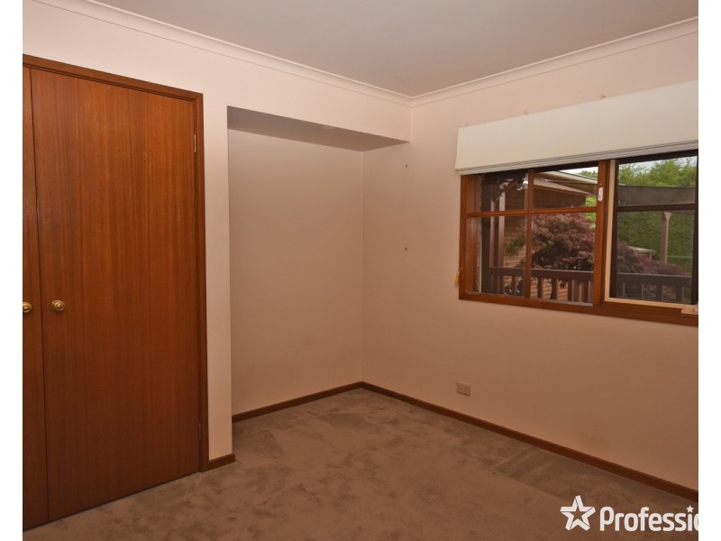 2 Christa Court, Lilydale VIC 3140