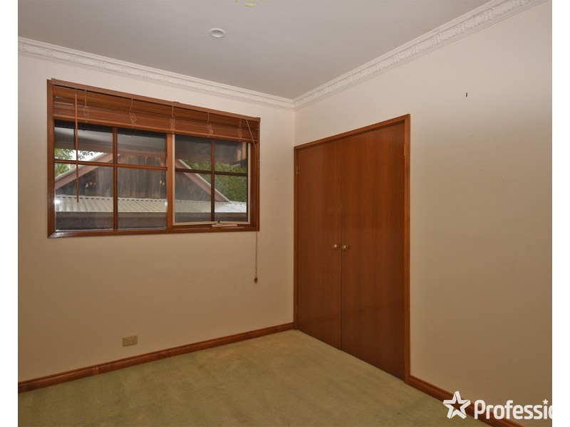 2 Christa Court, Lilydale VIC 3140