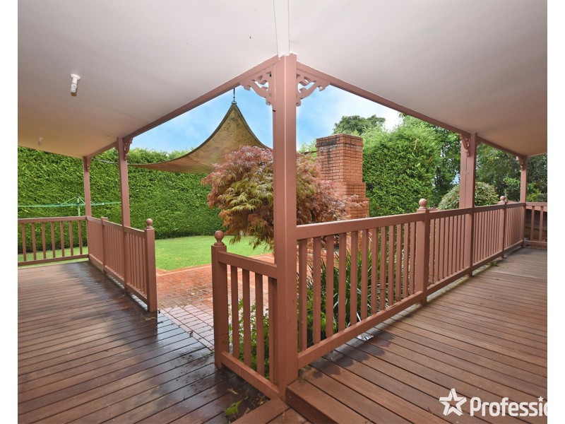 2 Christa Court, Lilydale VIC 3140