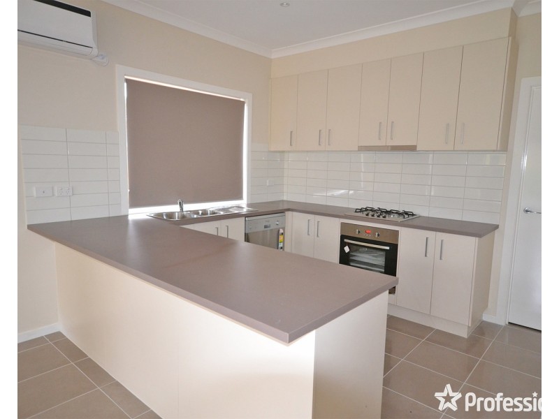 3/7 Wordsworth Street, Mooroolbark VIC 3138