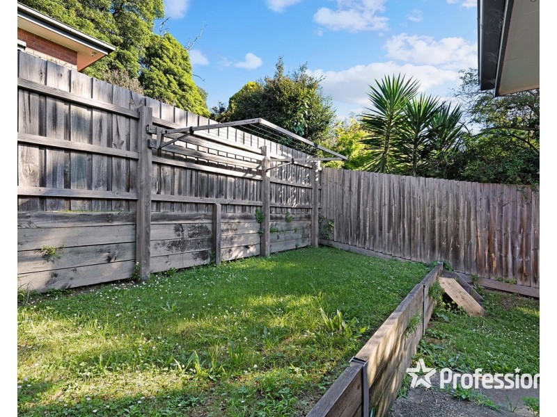 2/23 York Road, Mount Evelyn VIC 3796