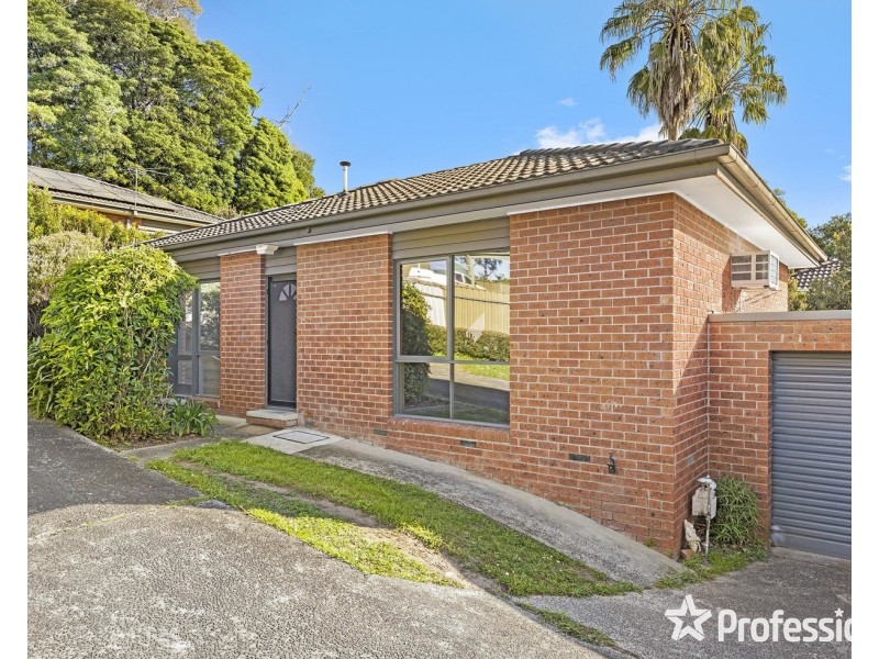 2/23 York Road, Mount Evelyn VIC 3796