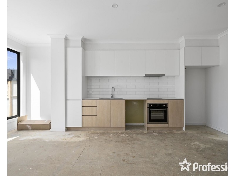 7, 9 & 10/86-90 Brice Avenue, Mooroolbark VIC 3138