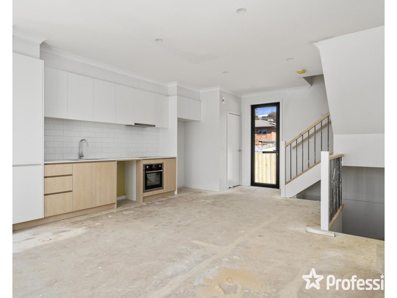 7, 9 & 10/86-90 Brice Avenue, Mooroolbark VIC 3138