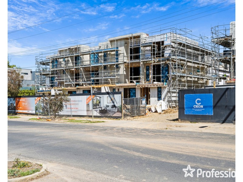 7, 9 & 10/86-90 Brice Avenue, Mooroolbark VIC 3138
