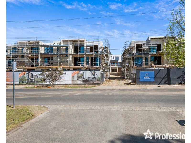 7, 9 & 10/86-90 Brice Avenue, Mooroolbark VIC 3138