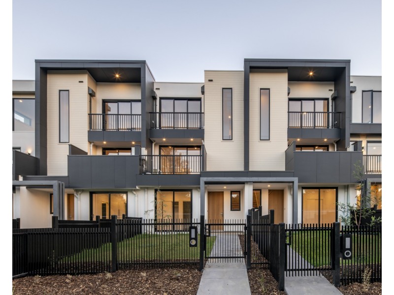 7, 9 & 10/86-90 Brice Avenue, Mooroolbark VIC 3138