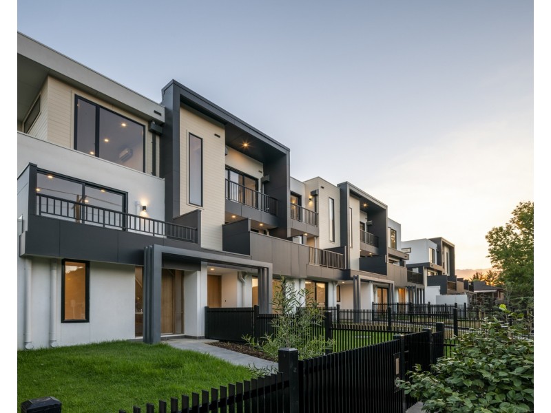 7, 9 & 10/86-90 Brice Avenue, Mooroolbark VIC 3138