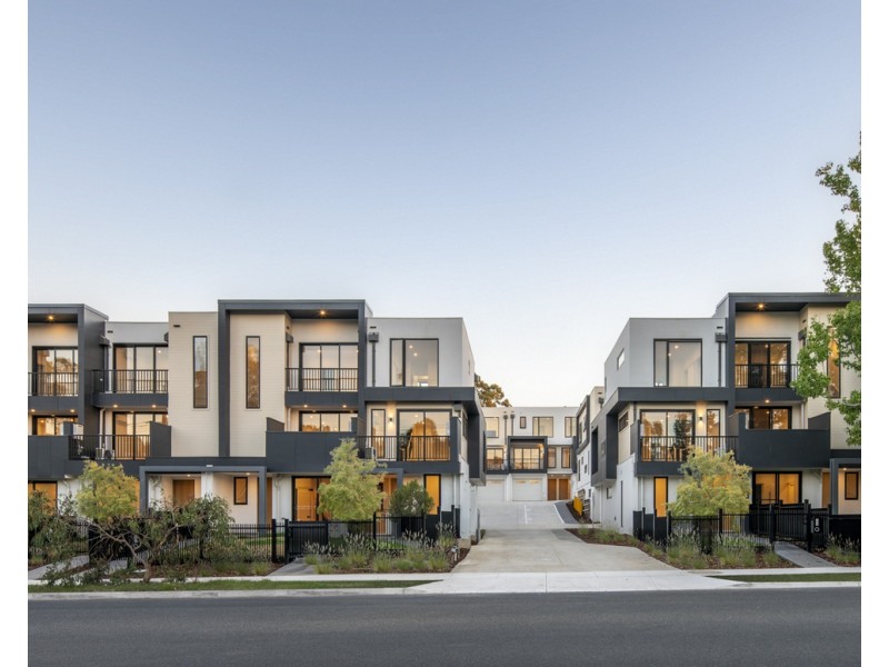 7, 9 & 10/86-90 Brice Avenue, Mooroolbark VIC 3138