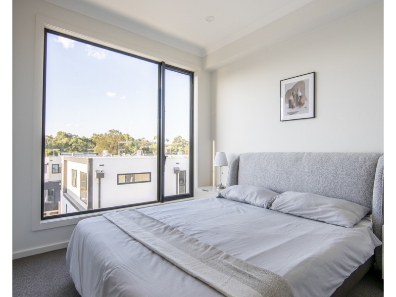 7, 9 & 10/86-90 Brice Avenue, Mooroolbark VIC 3138
