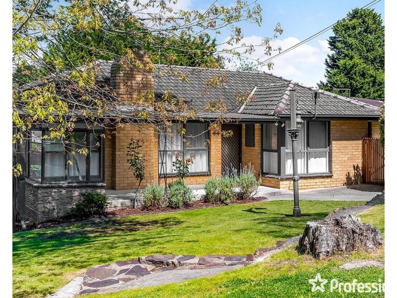 64 Kipling Avenue, Mooroolbark VIC 3138