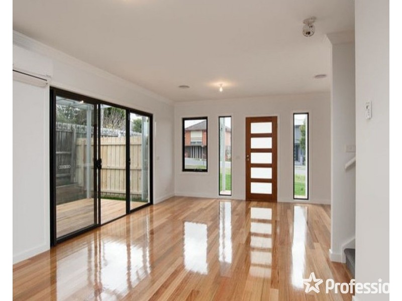 1/3 Nicholas Street, Lilydale VIC 3140