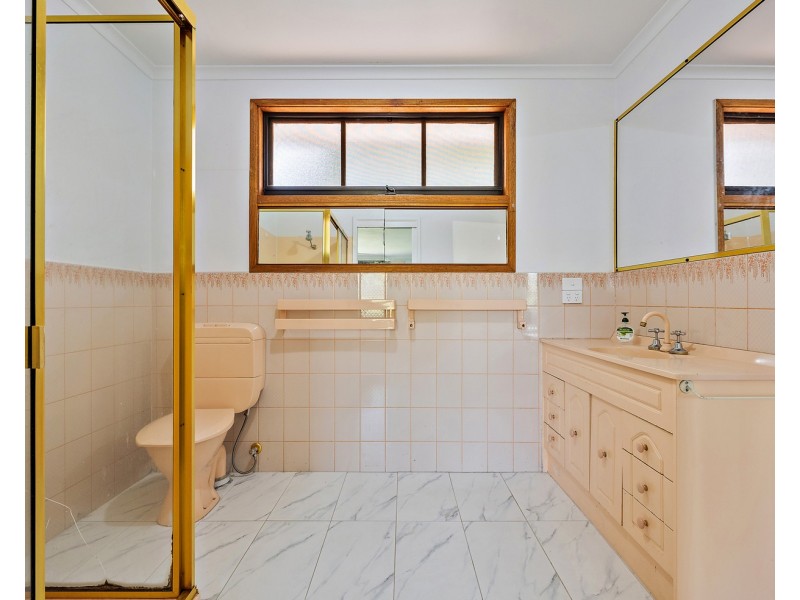 5 Churchill Drive, Mooroolbark VIC 3138
