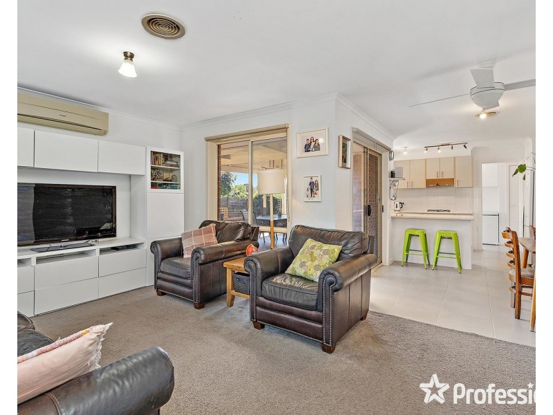 23a Sheldon Avenue, Mooroolbark VIC 3138