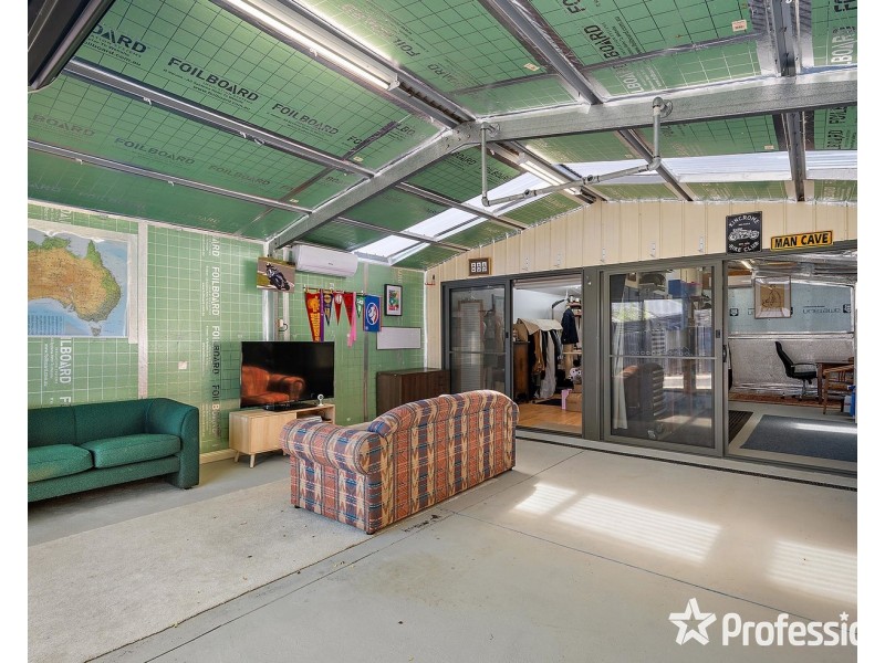 23a Sheldon Avenue, Mooroolbark VIC 3138