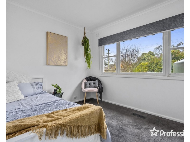 7 Diane Crescent, Mooroolbark VIC 3138