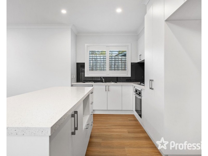 3/6 Dennis Court, Mooroolbark VIC 3138