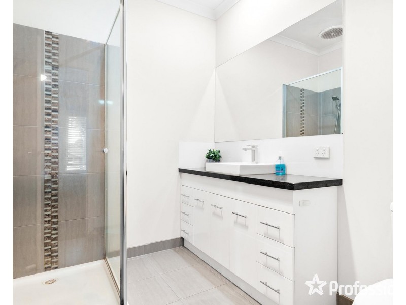 5 Pope Court, Mooroolbark VIC 3138