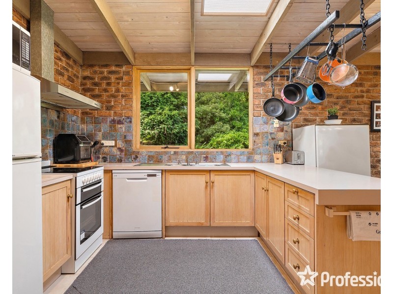 7 Field Court, Montrose VIC 3765
