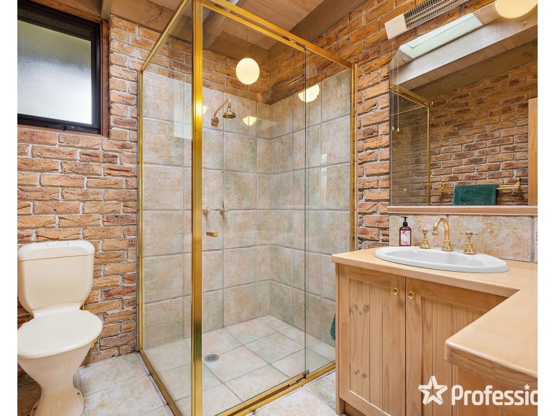 7 Field Court, Montrose VIC 3765