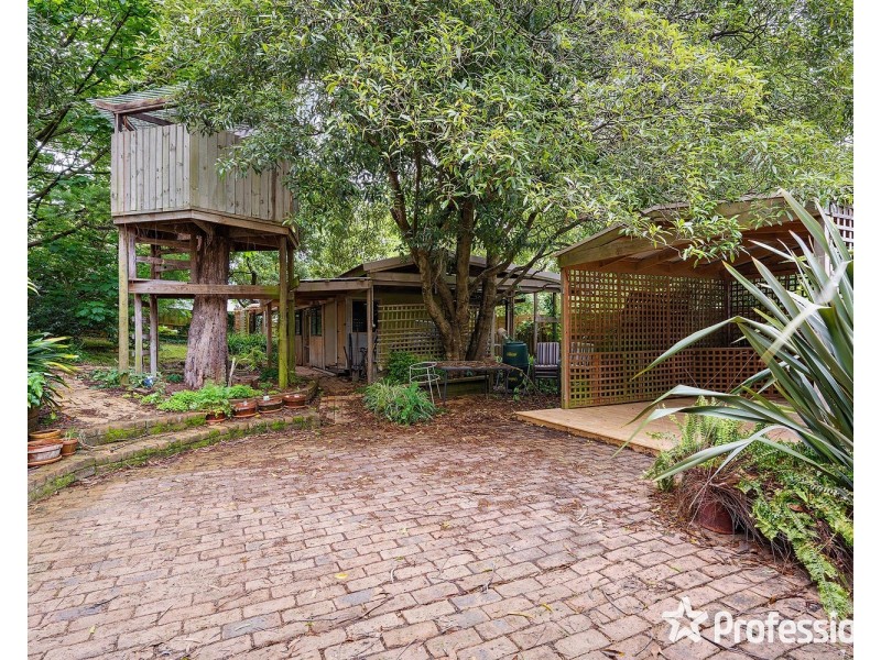 7 Field Court, Montrose VIC 3765