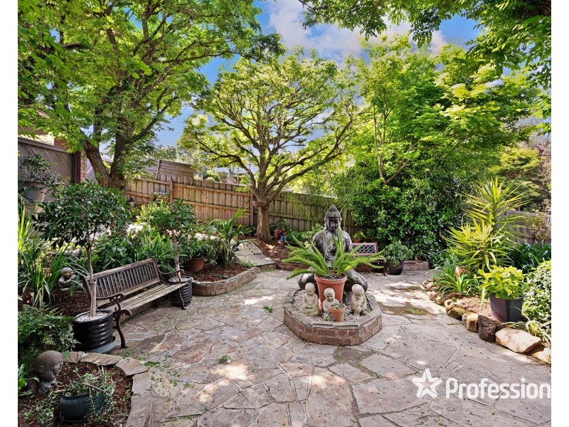 72 Zina Grove, Mooroolbark VIC 3138