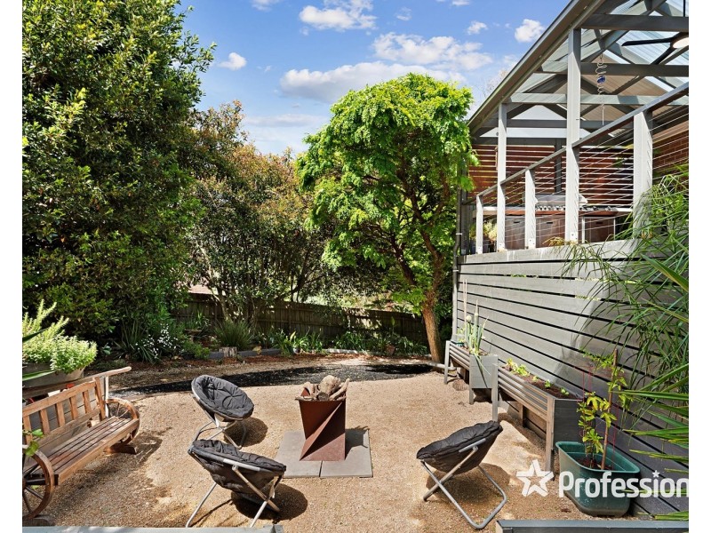 72 Zina Grove, Mooroolbark VIC 3138