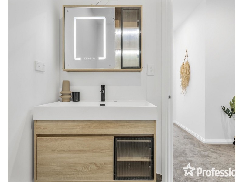 7/12 Cardigan Road, Mooroolbark VIC 3138