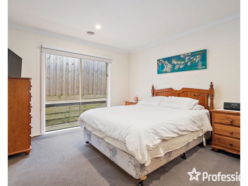 6a Wimbledon Court, Mooroolbark VIC 3138