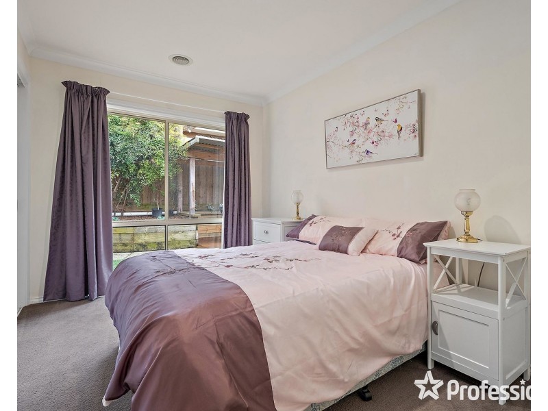 6a Wimbledon Court, Mooroolbark VIC 3138
