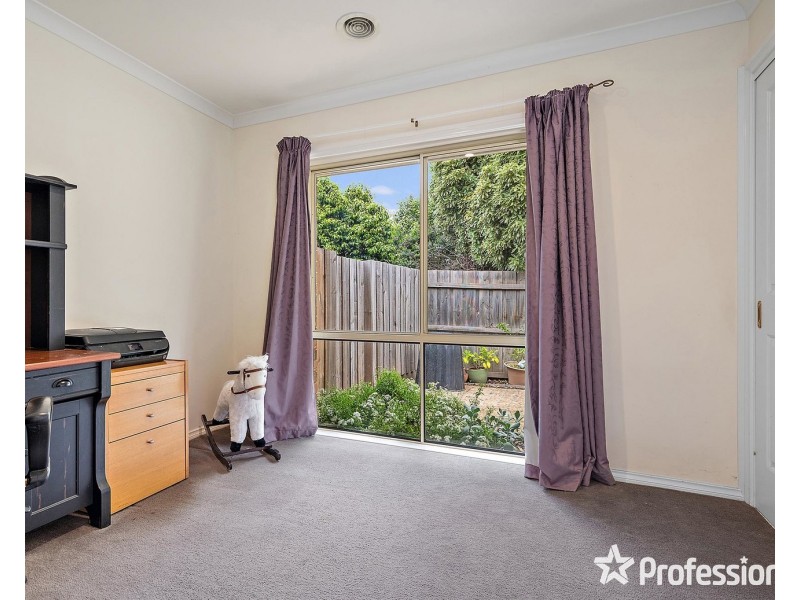 6a Wimbledon Court, Mooroolbark VIC 3138