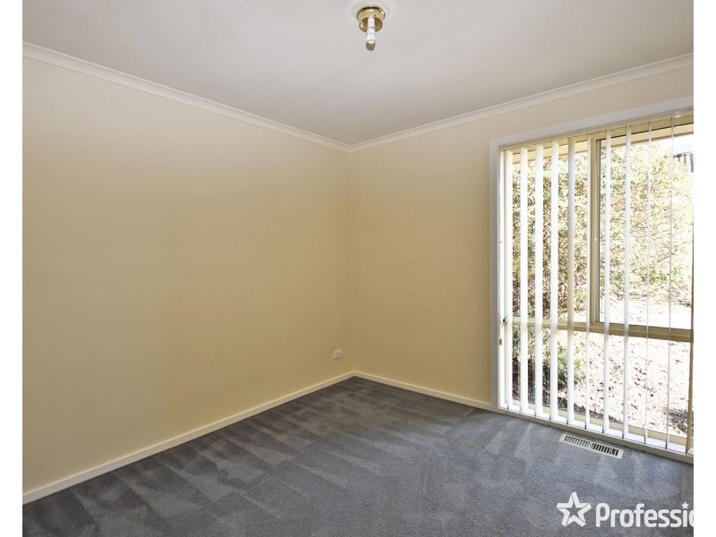 4/8-10 Wyuna Walk, Mooroolbark VIC 3138