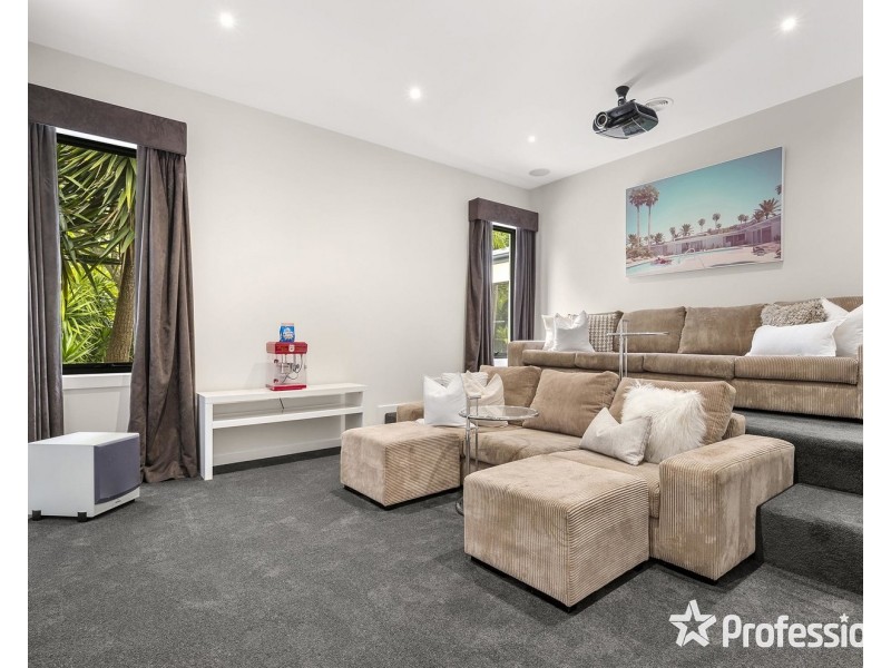 27 Edinburgh Road, Lilydale VIC 3140