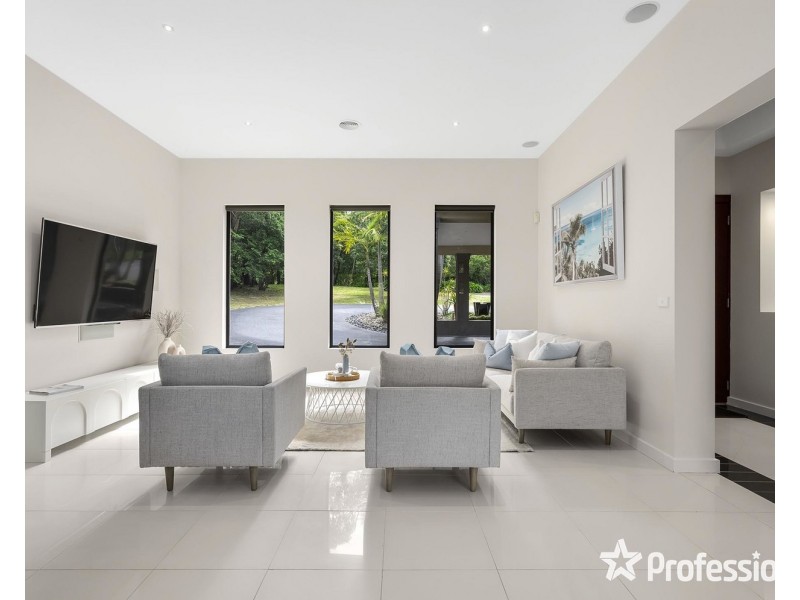 27 Edinburgh Road, Lilydale VIC 3140