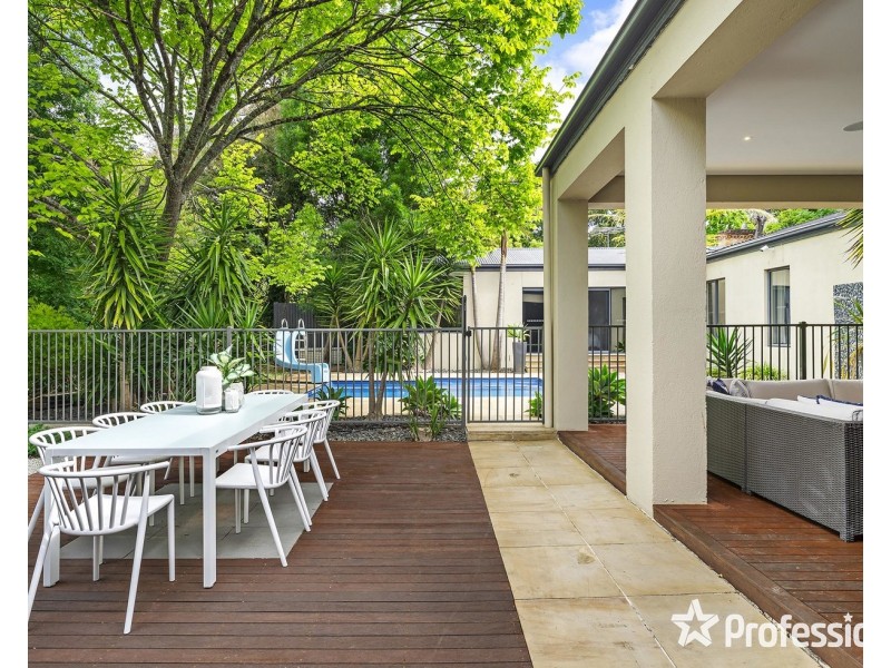 27 Edinburgh Road, Lilydale VIC 3140