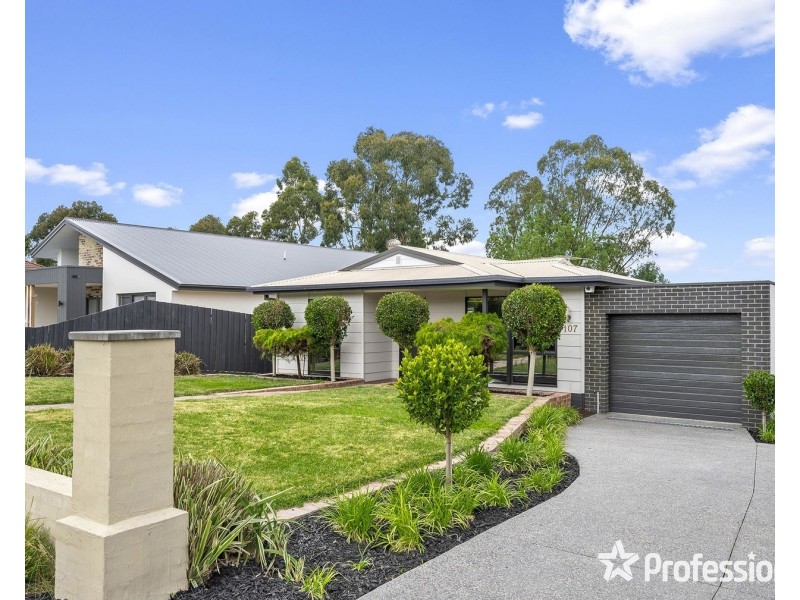 1/107 Landscape Drive, Mooroolbark VIC 3138