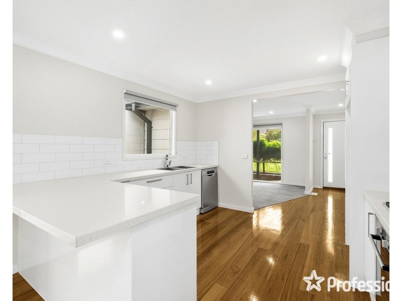 1/107 Landscape Drive, Mooroolbark VIC 3138