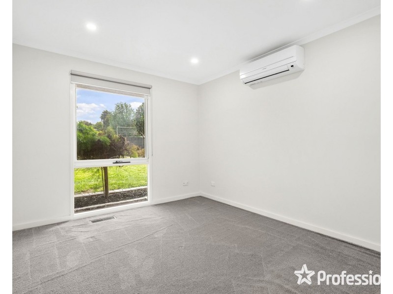 1/107 Landscape Drive, Mooroolbark VIC 3138