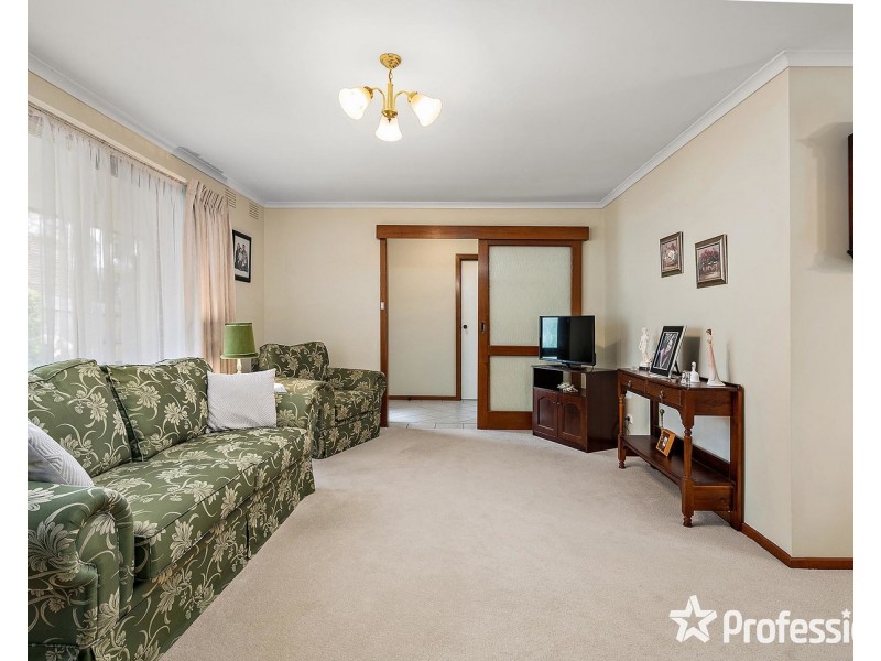3 Rosny Place, Mooroolbark VIC 3138