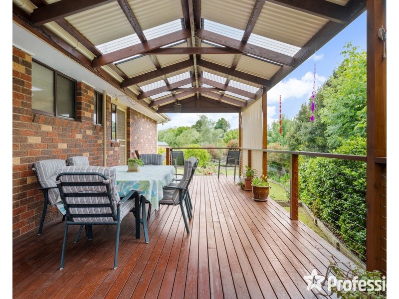 3 Rosny Place, Mooroolbark VIC 3138