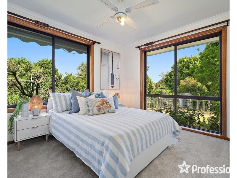 23 Levendale Avenue, Mooroolbark VIC 3138